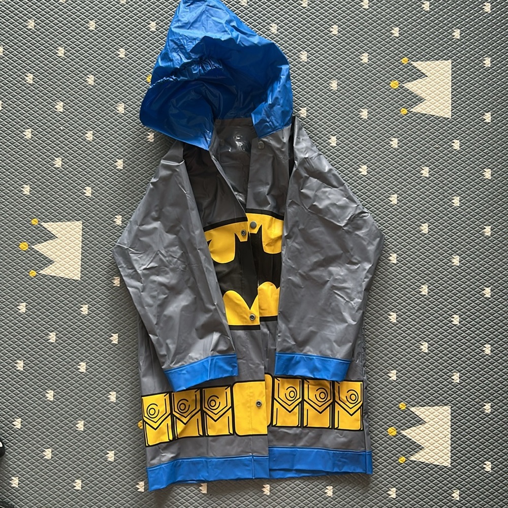 Kid’s DC Comics Batman Raincoat Age 6-7
